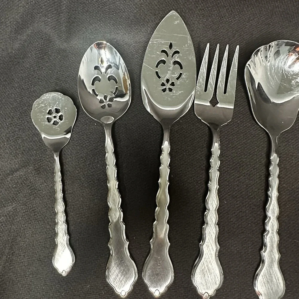 ONEIDA CELLO Serving Set 13 Casserole Pierced Pie Gravy Sugar Jelly Solid Spoons
